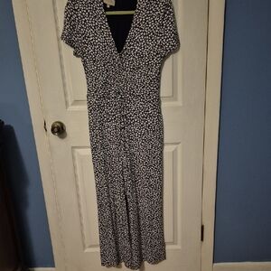 Black & White Floral V-Neck Wide-Leg Jumpsuit
